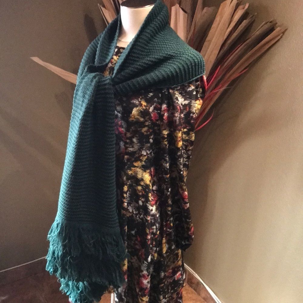 Echo Greenscarf